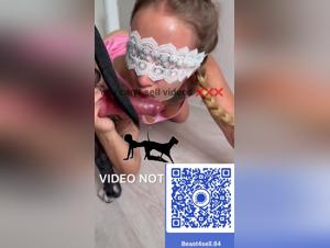 Doppia penetrazione selvaggia: Sonya e il cane in un'orgia di animali