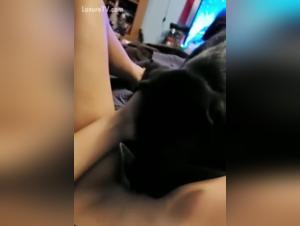 Vidéo dog sex : une rencontre interdite entre une femme et son chien