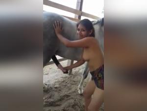 Zoophilia video with a Mexican woman and a horse