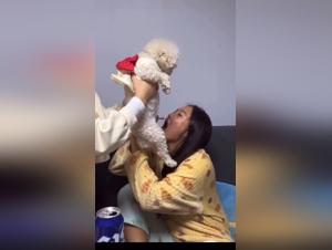 piss hardcore, dominatrice et son chien dans un rituel obscène