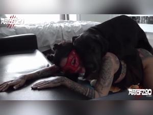 Entdecken Sie die Holle der Tiere: Hardcore, Sperma und Hundedominanz
