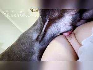 Veronica Silesto's lesbian sex: a hedonistic experience