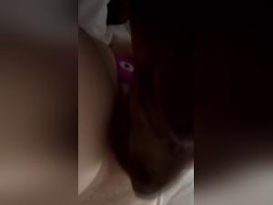 Lickings Obsédants :  Une exploration de la pulsion animale