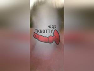 L'histoire de cette salope et son chien 