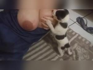 Live a beastly and extreme experience with our canine partner