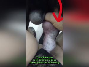 Extreme sex video with a mature woman and a dog