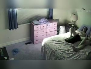 Discover the most intimate moments of this couple and their dog