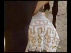 Schiavo feticcio: la sua passione selvaggia con il cavallo dominante