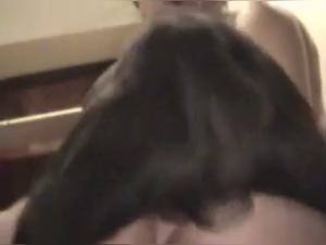 Vidéo de sexe bestialité: fille ronde et chien