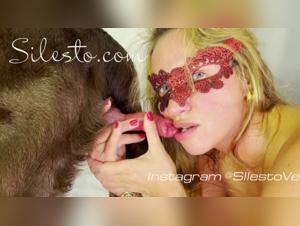 Zoophilie-Videos mit Veronica Silesto und einem Hund