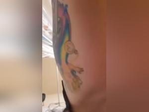Ricorda, ogni cane abbaia, ogni puttana piace dominare