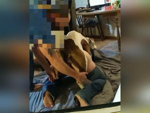 Dominazione brutale: donne sotto il controllo spietato dei cani
