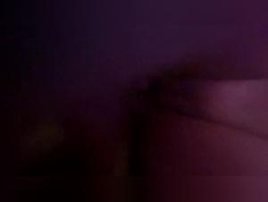 Vidéo bestialité : une femme ronde et son chien dans une relation unique