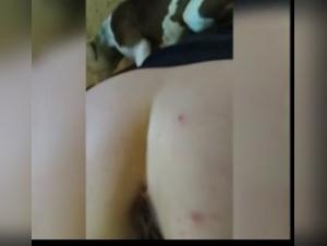Scatena i tuoi desideri piu sfrenati con questa scena di incesto canino intensa e implacabile.