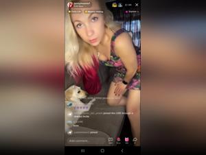 Watch this extreme sex performance with a dog